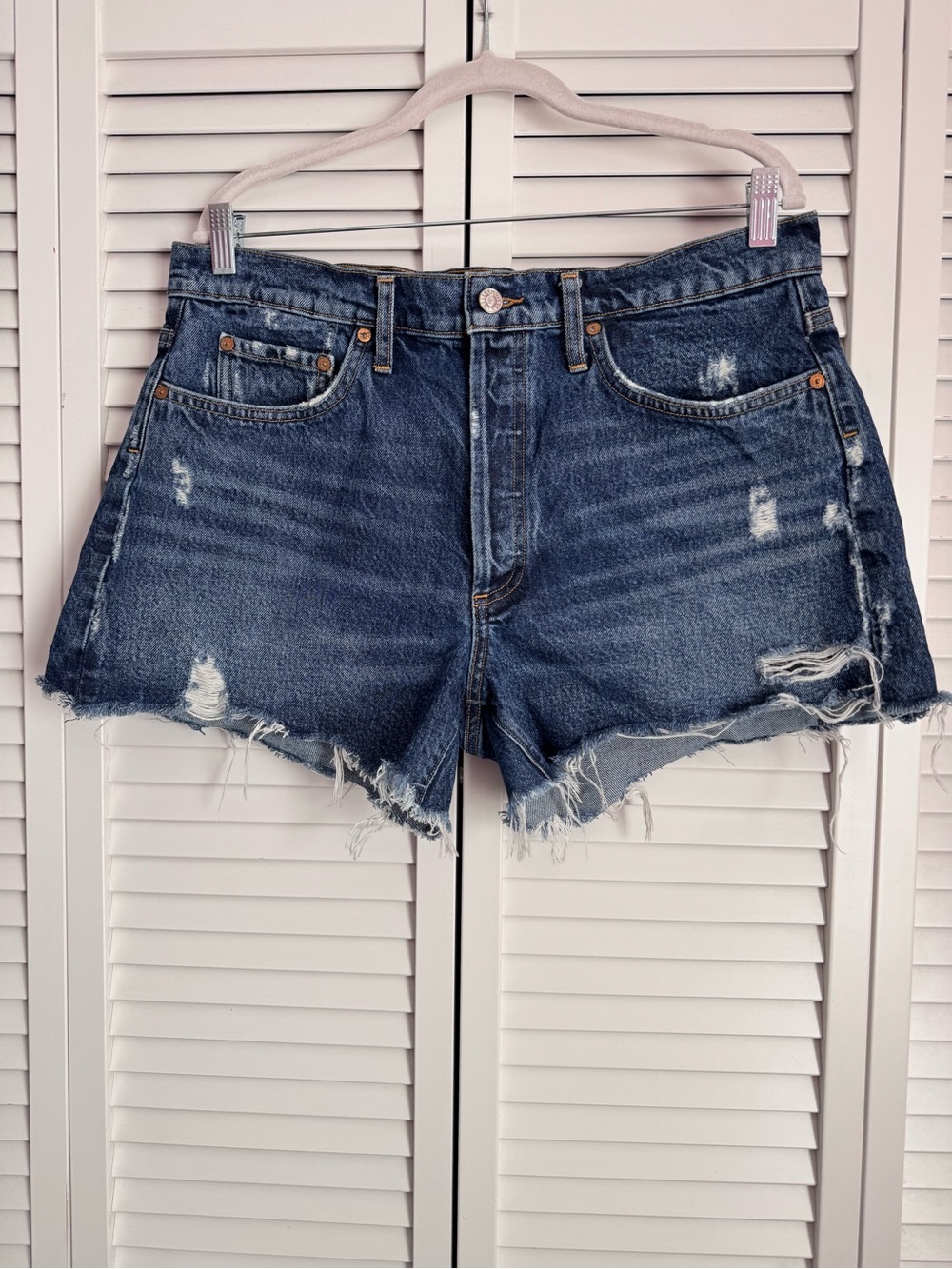 AGOLDE Distressed Cut Off Jean Shorts Dark Blue Denim Raw Hem Festival Size 32